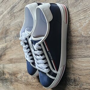 Tommy Hilfiger Women's Navy Sneakers